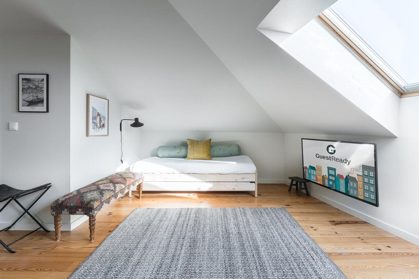 Guestready - Spacious And Modern Apt W/ Skylight بورتو المظهر الخارجي الصورة